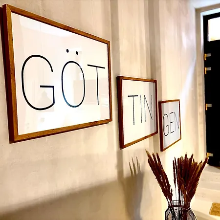 Im Zentrum Von Apartman